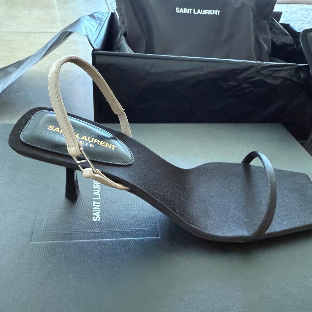 Saint Laurent Black and Cream Slingback Heels - Picture 4 of 7